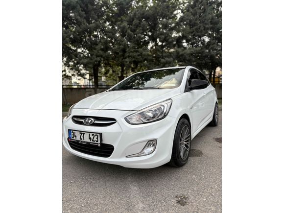 3.Sahibinden Hyundai Accent Blue 