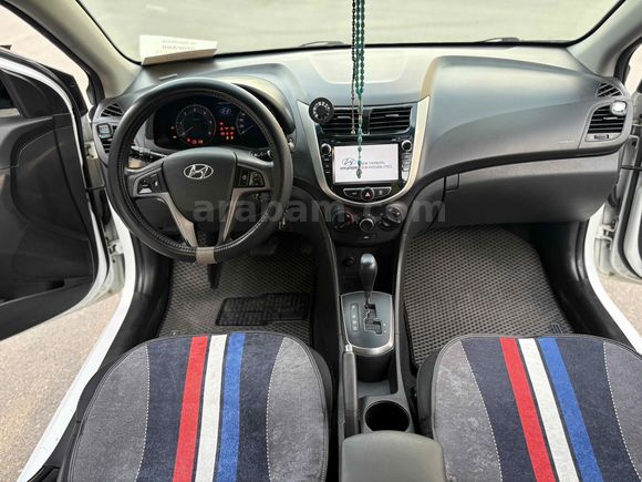 3.Sahibinden Hyundai Accent Blue 
