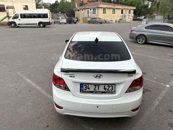 3.Sahibinden Hyundai Accent Blue 