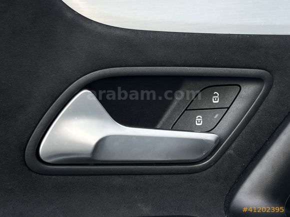 NERGİSOTO HATASIZ 24 BİN KM/HYBRİD/COMMAND/CAMTAVAN NERGİS OTO