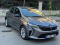2024 MODEL 56 BİN KM DE CLİO EVOLUTİON