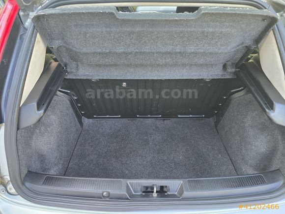 OTOMATİK 147KM PUNTO 1.4