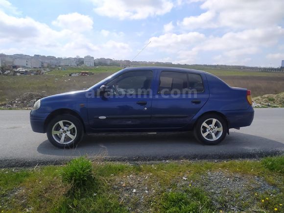 Sahibinden Renault Clio 1.4 RNA 2000 Model  236.000 km