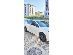 ACİL SATILIK 2013 model cam tavan sanrooflu