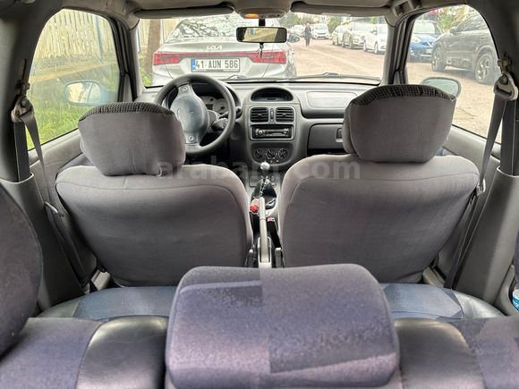 Sahibinden Renault Clio 1.6 Dynamique 2001 Model 
