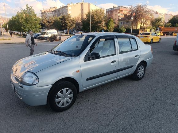 Sahibinden Renault Clio 1.4 RNA 2000 Model