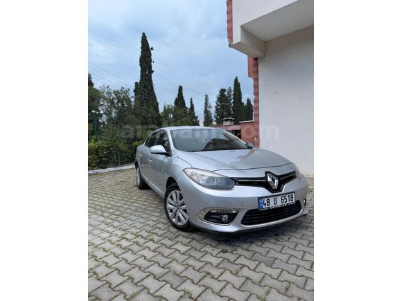 Değişen boya tramer yok 1.5 dCi Touch Plus 2014 Model  204.000 km Gri (metalik)