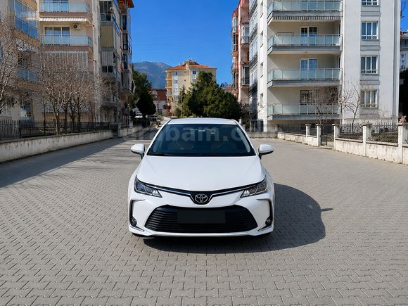 Sahibinden Toyota Corolla 1.5 Dream 2021 Model 