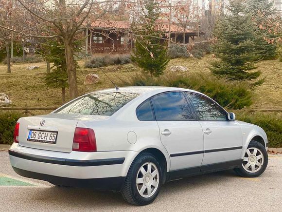 Sahibinden Volkswagen Passat 1.8 Trendline 2000 Model 