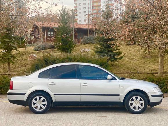 Sahibinden Volkswagen Passat 1.8 Trendline 2000 Model 