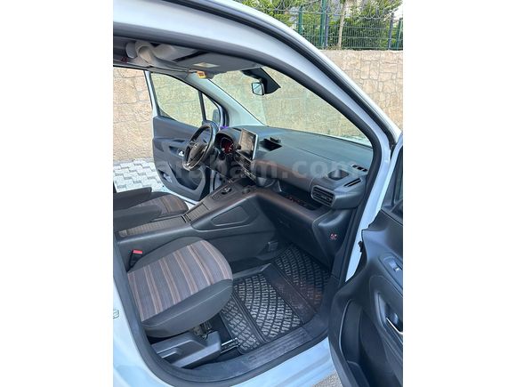 Sahibinden Opel Combo 1.5 CDTI Elegance 2023 Model