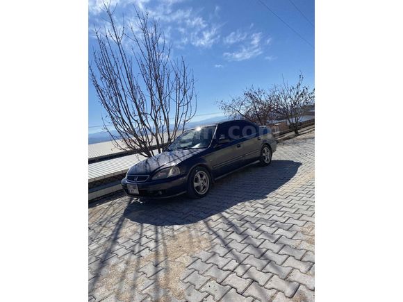 Sahibinden Honda Civic 1.4 i S 2000 Model 