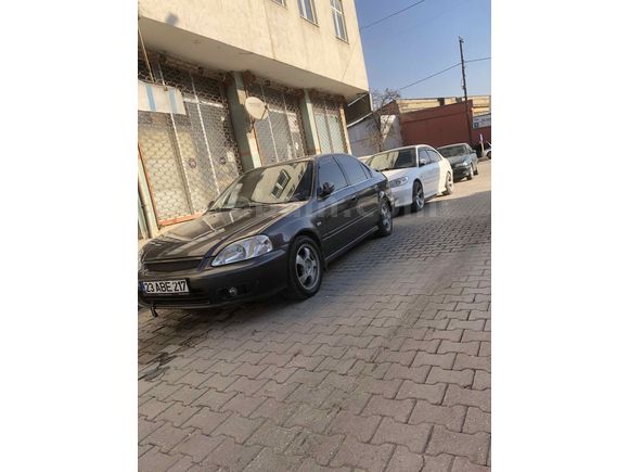 Sahibinden Honda Civic 1.4 i S 2000 Model 