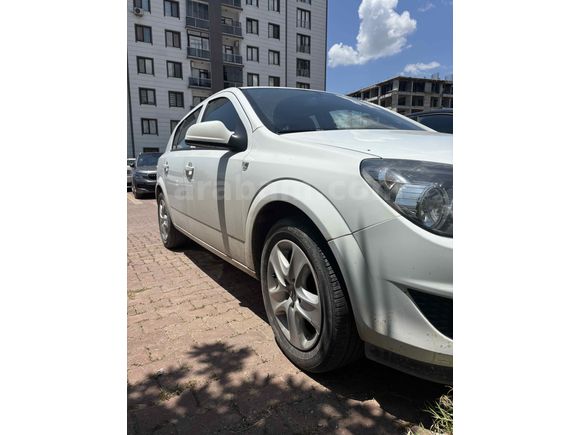 Sahibinden Opel Astra 1.6 Essentia 2013 Model 