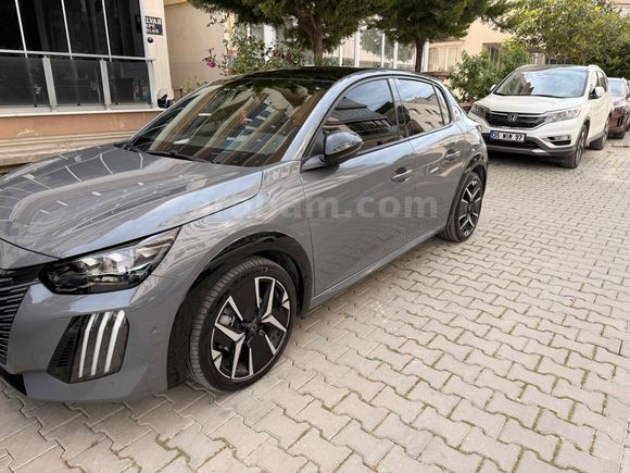 Sahibinden Peugeot e-208 GT 2025 Model  22.200 km Gri (metalik)
