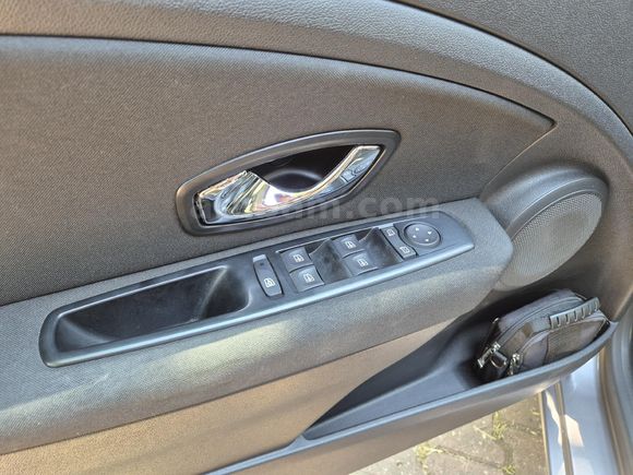 Sahibinden Renault Megane 1.5 dCi Touch Plus 2015 Model