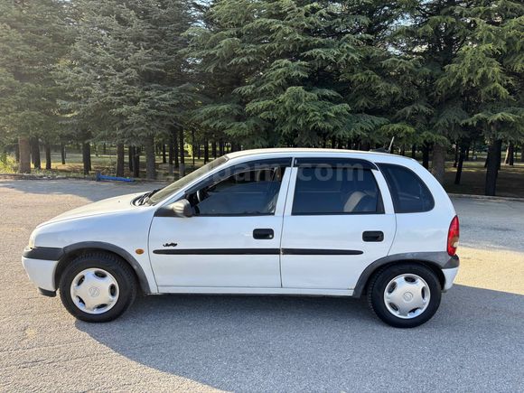Sahibinden Opel Corsa 1.4 Swing 1997 Model 