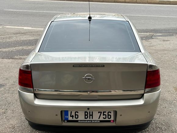  TEMİZ KULLANILMIŞ OPEL VECTRA ELEGANCE ELK KOLTUKLAR Bİ-ZENON