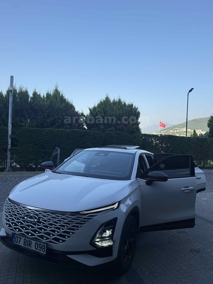 Sahibinden Chery Omoda 5 1.6 T-GDI Luxury 2023 Model Bursa 54.000 km Beyaz 4