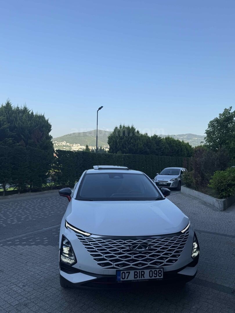 Sahibinden Chery Omoda 5 1.6 T-GDI Luxury 2023 Model Bursa 54.000 km Beyaz 3