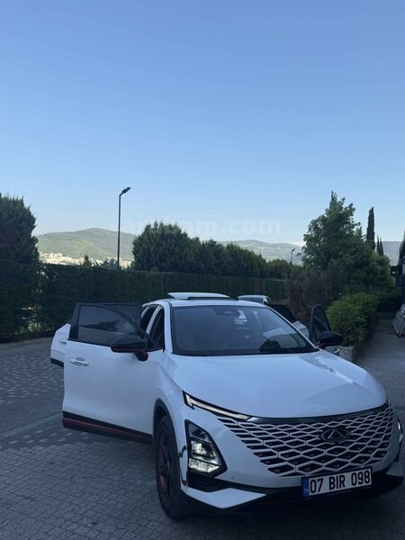 Sahibinden Chery Omoda 5 1.6 T-GDI Luxury 2023 Model Bursa 54.000 km Beyaz