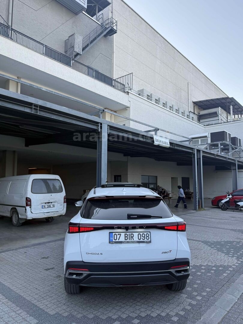 Sahibinden Chery Omoda 5 1.6 T-GDI Luxury 2023 Model Bursa 54.000 km Beyaz 7