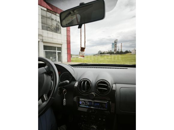 2.SAHİBİNDEN 2011 MODEL 4X4 DACİA DUSTER FULL PAKET TEMİZ