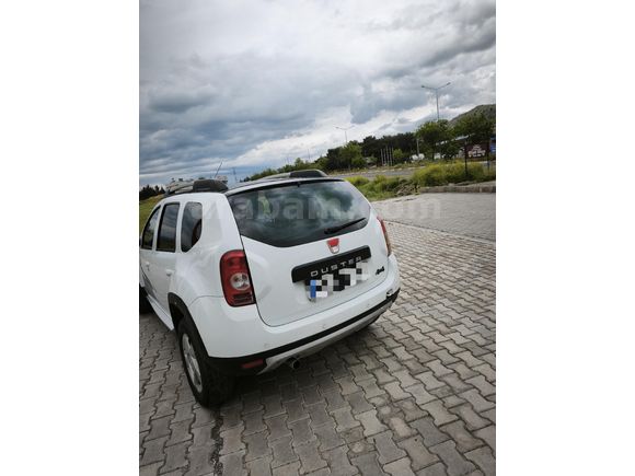 2.SAHİBİNDEN 2011 MODEL 4X4 DACİA DUSTER FULL PAKET TEMİZ