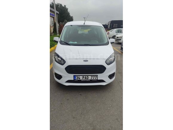 Otomobil Ruhsatlı Ford Tourneo Courier 1.5 TDCi Delux 2021 Model İstanbul
