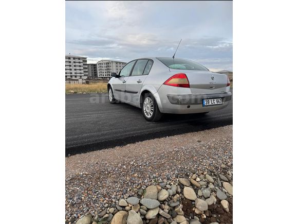Sahibinden Renault Megane 1.6 Privilege 2006 Model