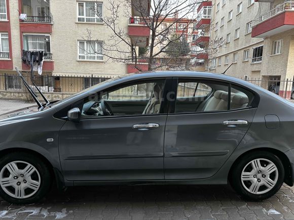 Sahibinden Honda City 1.4 LS 2009 Model 