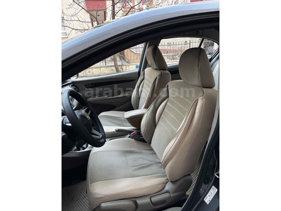 Sahibinden Honda City 1.4 LS 2009 Model 
