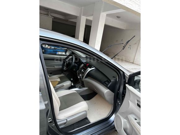 Sahibinden Honda City 1.4 LS 2009 Model 