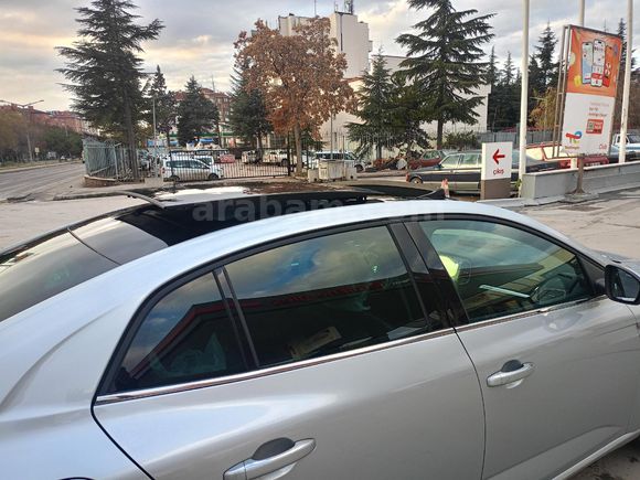 Sahibinden Renault Megane 1.3 TCe Icon 2024 Model