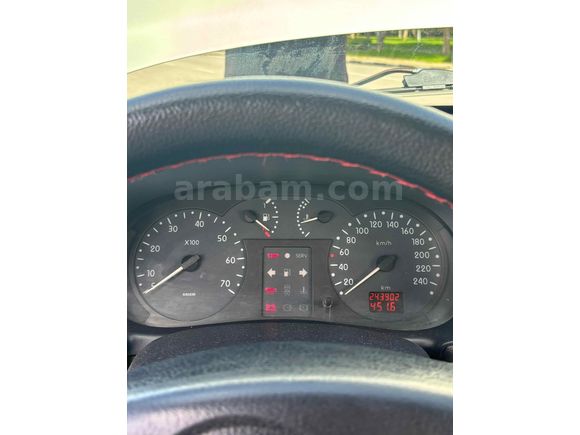 Sahibinden Renault Clio 1.4 Expression 2003 Model 