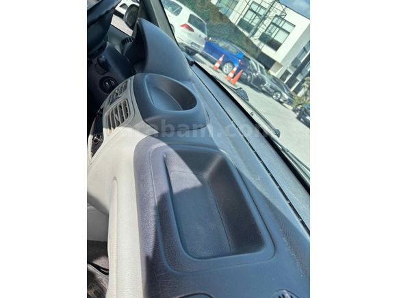 Sahibinden Renault Clio 1.4 Expression 2003 Model 