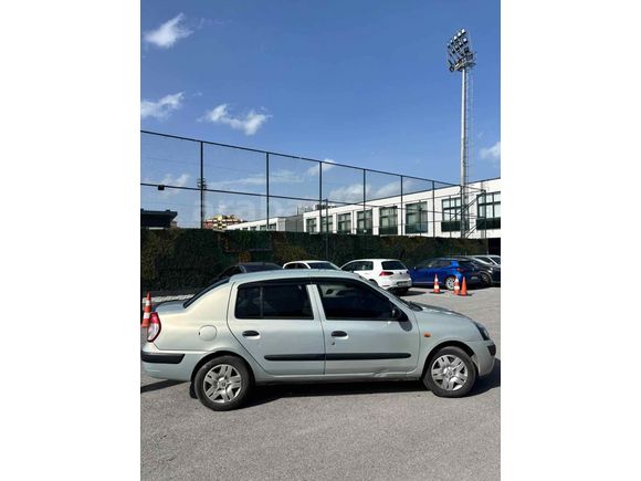 Sahibinden Renault Clio 1.4 Expression 2003 Model 