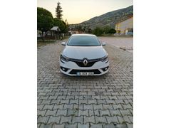 Sahibinden Renault Megane 1.5 Blue DCI Touch 2020 Model  170.000 km Beyaz
