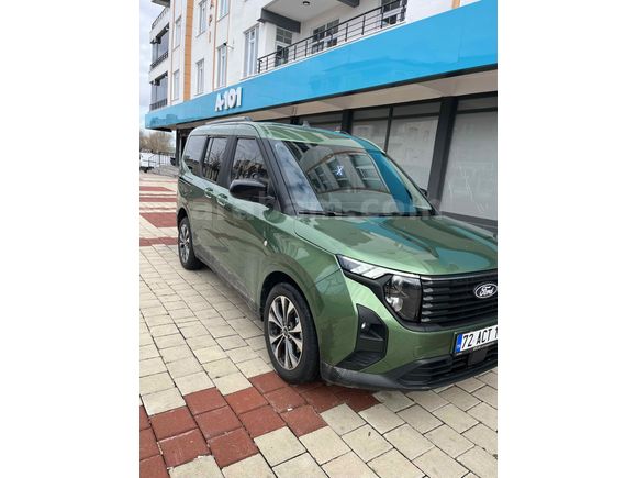 Sahibinden Ford Tourneo Courier 1.5 EcoBlue Titanium 2025 Model 