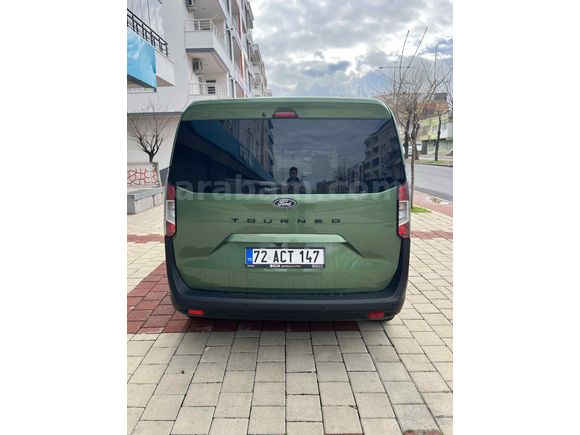 Sahibinden Ford Tourneo Courier 1.5 EcoBlue Titanium 2025 Model 