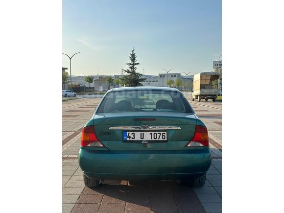 Sahibinden Ford Focus 1.6 Ambiente 2001 Model 