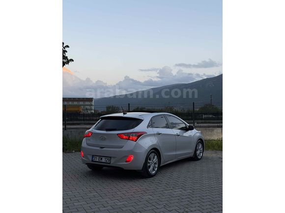 Sahibinden Hyundai i30 1.6 CRDi Elite 2013 Model 