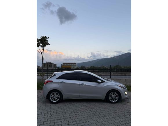 Sahibinden Hyundai i30 1.6 CRDi Elite 2013 Model 