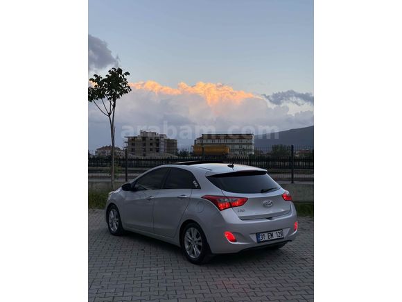 Sahibinden Hyundai i30 1.6 CRDi Elite 2013 Model 