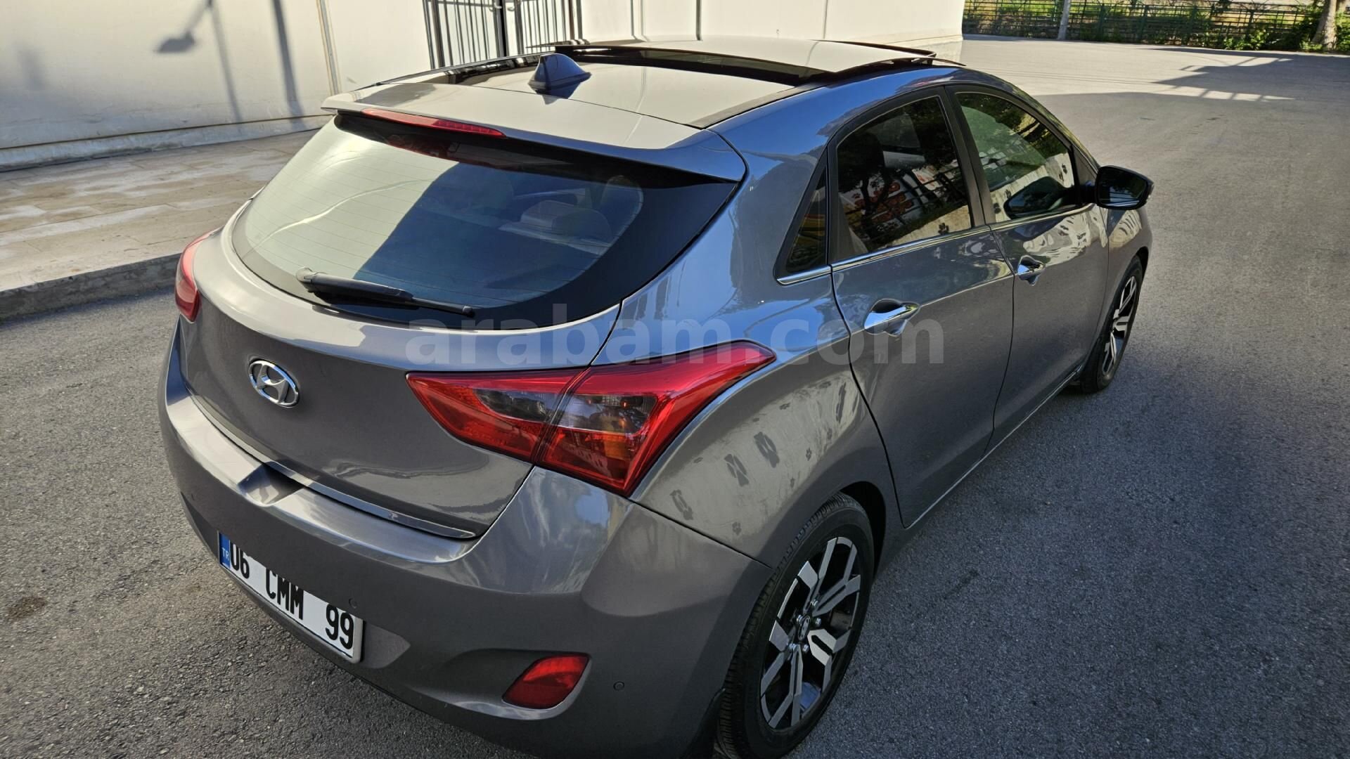 Sahibinden Hyundai i30 1.6 CRDi Elite 2013 Model Ankara 184.000 km Gri 6