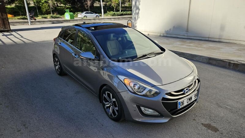Sahibinden Hyundai i30 1.6 CRDi Elite 2013 Model Ankara 184.000 km Gri