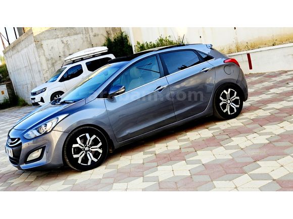 Sahibinden Hyundai i30 1.6 CRDi Elite 2013 Model Ankara