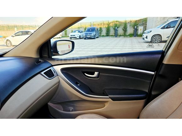 Sahibinden Hyundai i30 1.6 CRDi Elite 2013 Model Ankara