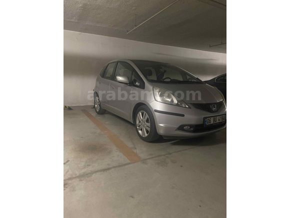 Sahibinden Honda Jazz 1.4 Fun 2009 Model Ankara 193.000 km Gri