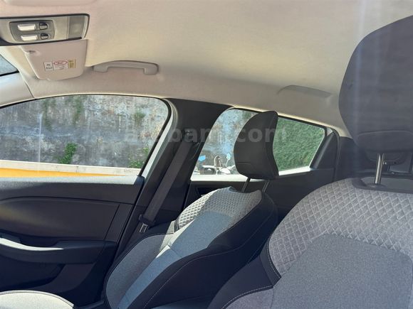 2023 RENAULT CLIO 1.0 TCE EVOLUTİON  X-TRONİC 